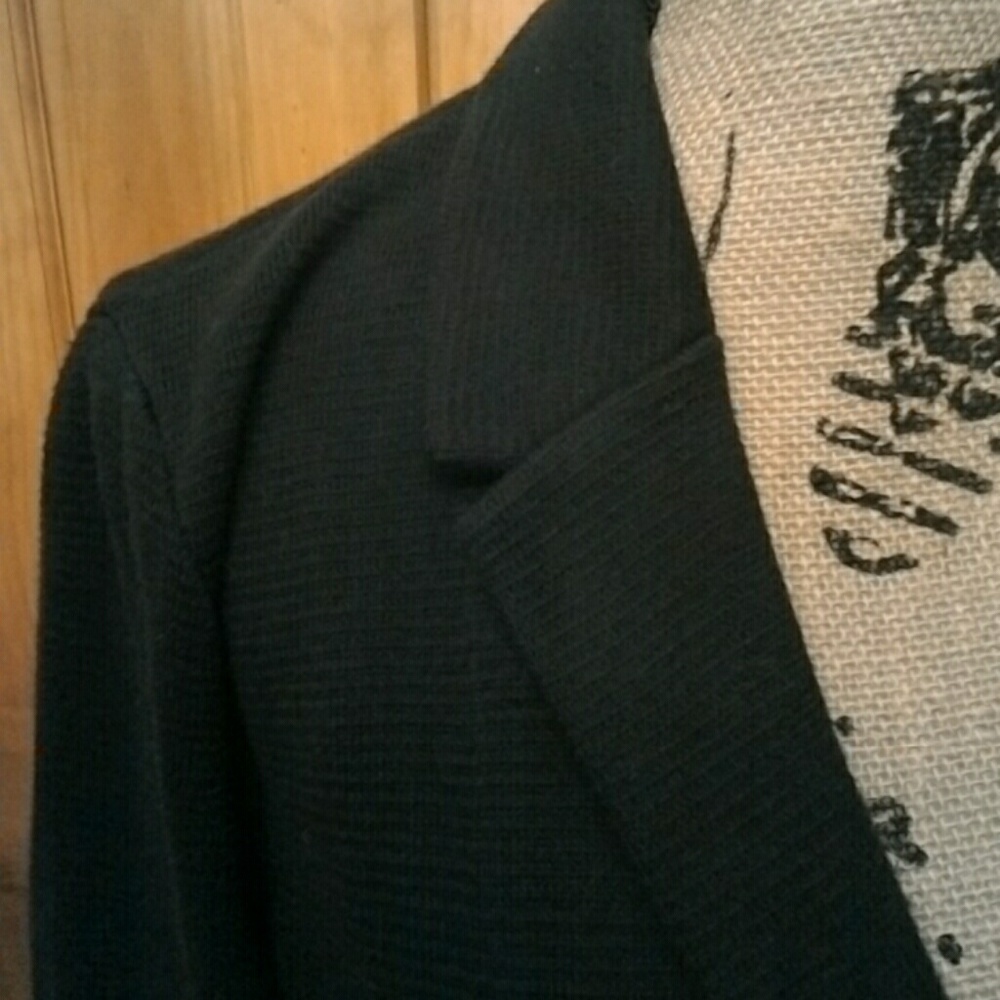 Jacket - Picture 2 of 4